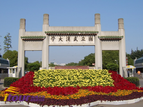 武漢大學防靜電地板http://www.gpmxj.com/